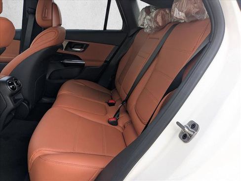 Used 2026 Mercedes-Benz GLC 300 image 14