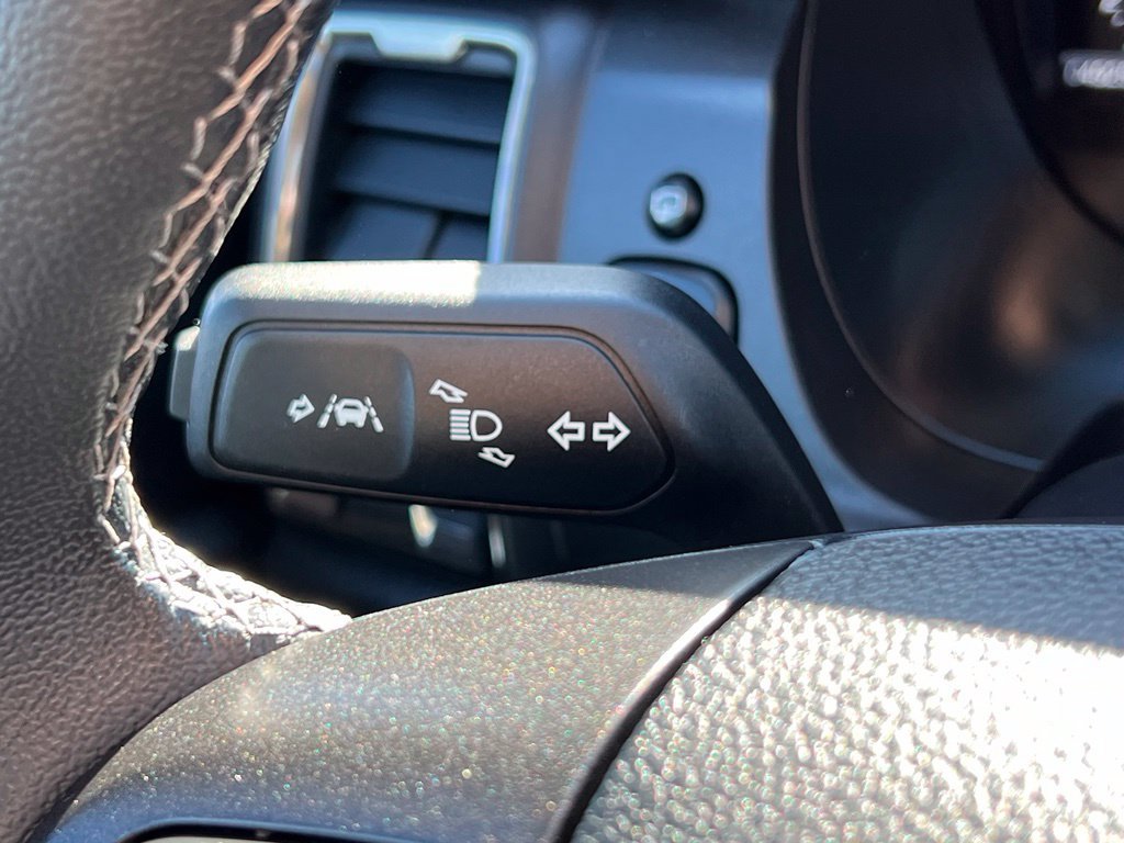 Used 2021 Ford Ranger Lariat w/ Tremor Off-Road Package AWD/4WD image 33