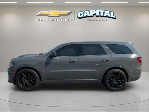 Used 2022 Dodge Durango R/T w/ Trailer Tow Group IV AWD/4WD image 2
