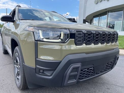New 2026 Jeep Cherokee Laredo AWD/4WD image 43