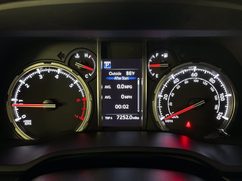 Used 2021 Toyota 4Runner Venture w/ Moonroof Package AWD/4WD image 21