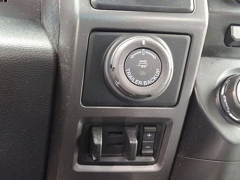 Used 2017 Ford F150 XLT w/ Equipment Group 302A Luxury image 24