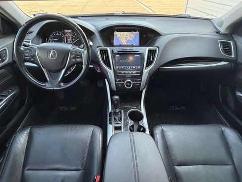 Used 2018 Acura TLX w/ Technology Package FWD image 9