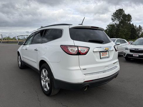 Used 2016 Chevrolet Traverse LTZ AWD/4WD image 6