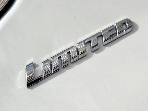 Used 2024 Toyota Tundra Limited w/ Power Package image 12