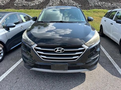 Used 2017 Hyundai Tucson Night AWD/4WD image 3