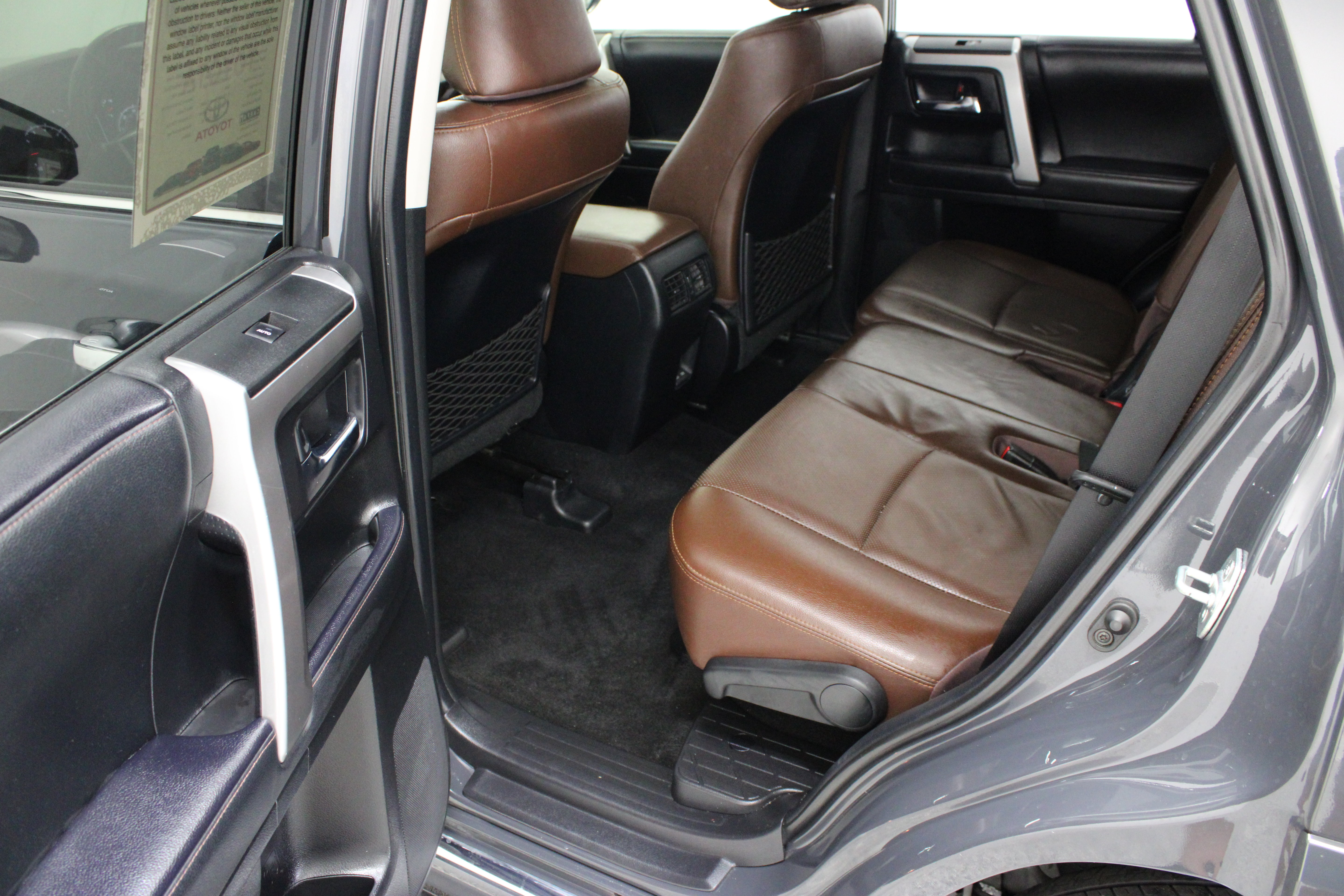 Used 2024 Toyota 4Runner Limited AWD/4WD image 30