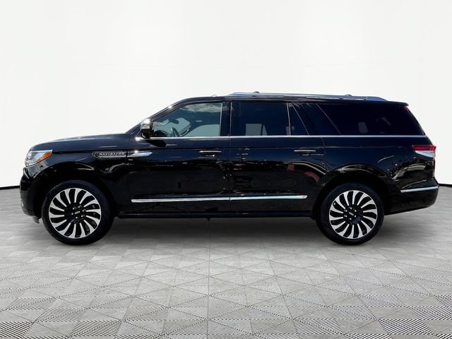 Used 2024 Lincoln Navigator L Black Label AWD/4WD image 4