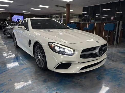 Used 2017 Mercedes-Benz SL 450 image 25