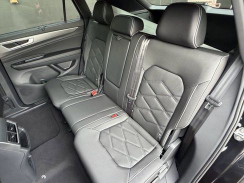 New 2026 Volkswagen Atlas Cross Sport SE AWD/4WD image 19