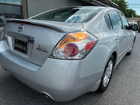 Used 2012 Nissan Altima 2.5 S w/ Special Edition Pkg FWD image 6