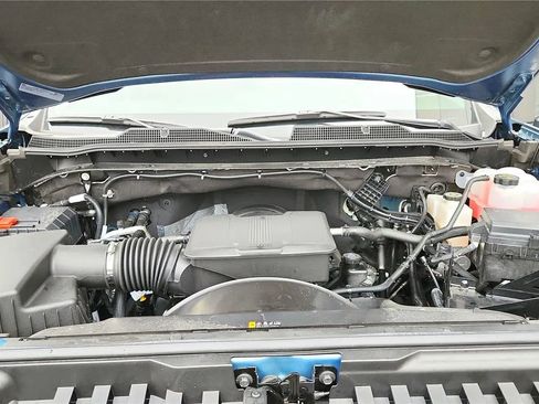 Used 2026 Chevrolet Silverado 2500 Custom w/ Custom Value Package image 16