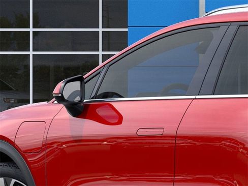 New 2026 Chevrolet Equinox EV LT image 13