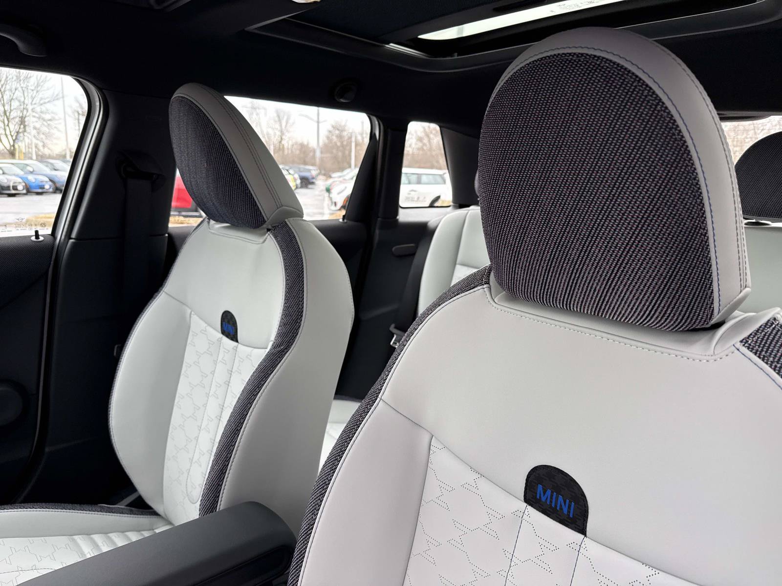 New 2026 MINI Cooper 4-Door Hardtop FWD image 23
