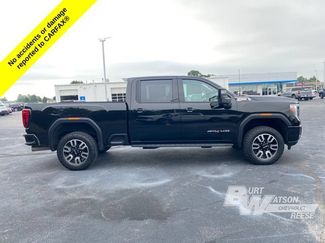 Used 2023 GMC Sierra 2500 AT4 w/ AT4 Premium Plus Package AWD/4WD video 3