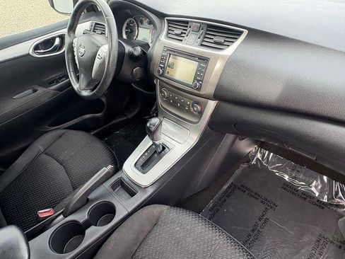 Used 2014 Nissan Sentra SR w/ Premium Package image 28