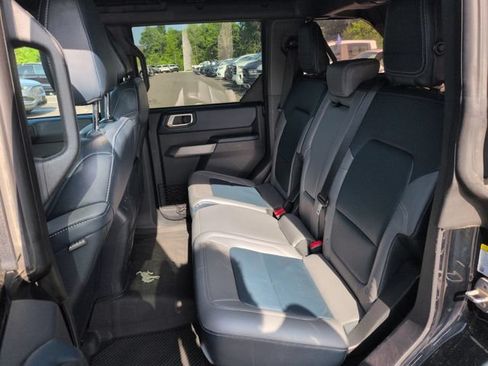 Certified 2022 Ford Bronco Outer Banks w/ Sasquatch Package AWD/4WD image 23