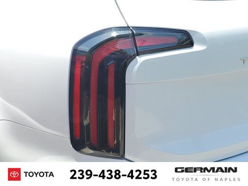 Used 2024 Kia Telluride SX Prestige X-Line AWD/4WD image 16