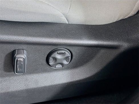 Used 2021 Honda CR-V EX image 18