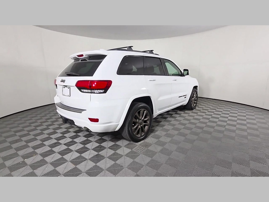 Used 2016 Jeep Grand Cherokee Limited 75th Anniversary AWD/4WD image 39