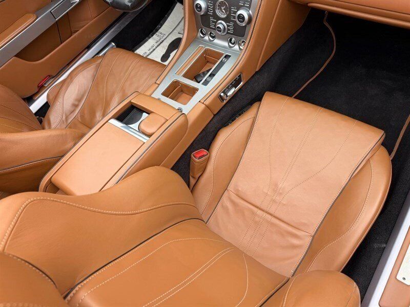 Used 2012 Aston Martin Virage Volante RWD image 20