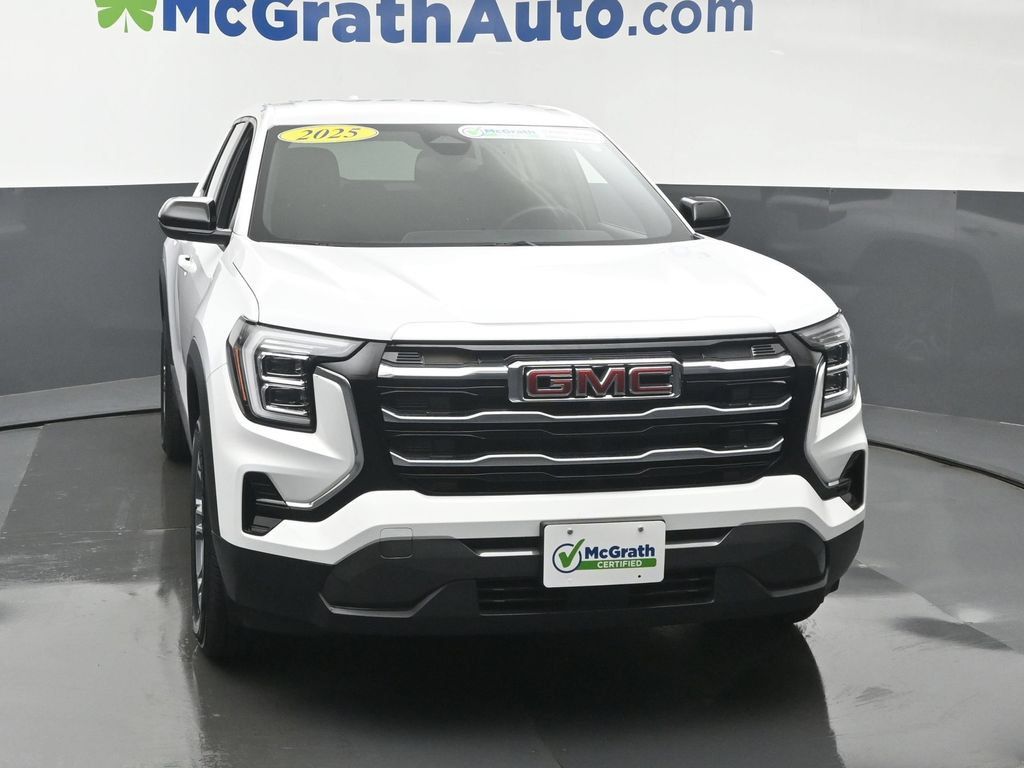 Used 2025 GMC Terrain Elevation AWD/4WD image 5