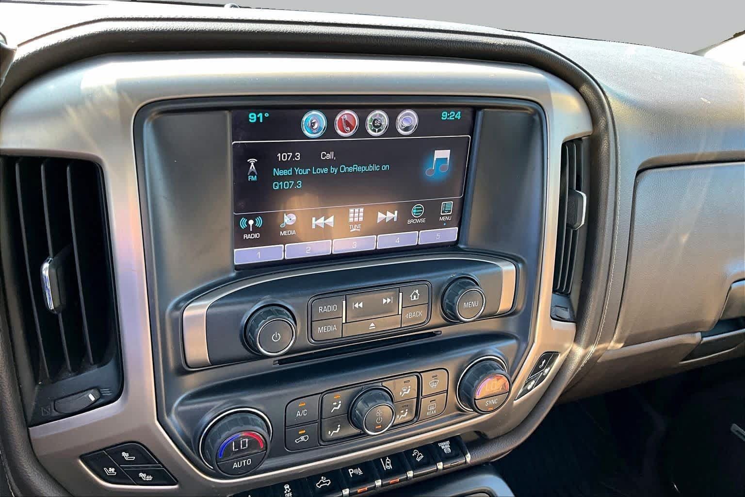 Used 2018 GMC Sierra 2500 Denali w/ Duramax Plus Package AWD/4WD image 29