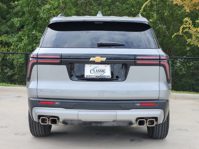 Used 2026 Chevrolet Traverse LT w/ Driver Confidence Package FWD image 7