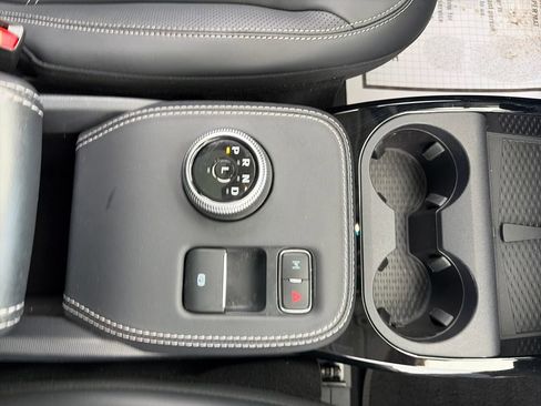 Used 2023 Ford Mustang Mach-E Premium AWD/4WD image 33