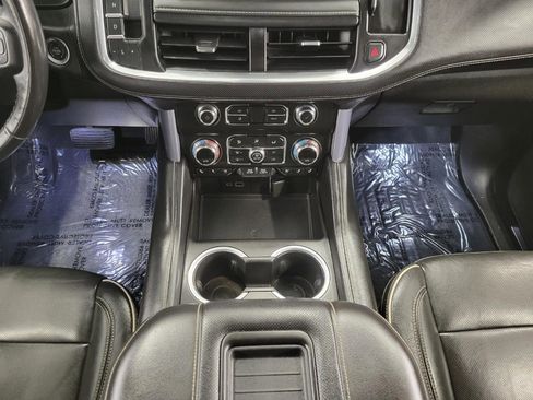 Used 2021 GMC Yukon SLT w/ SLT Luxury Plus Package image 15