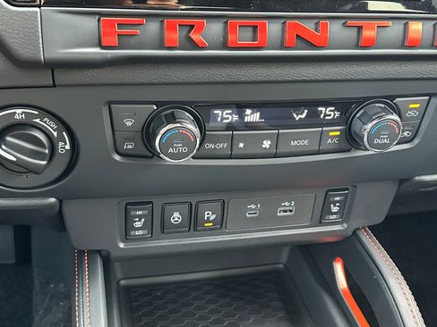 New 2026 Nissan Frontier PRO-4X w/ Pro-4x Convenience Package AWD/4WD image 19