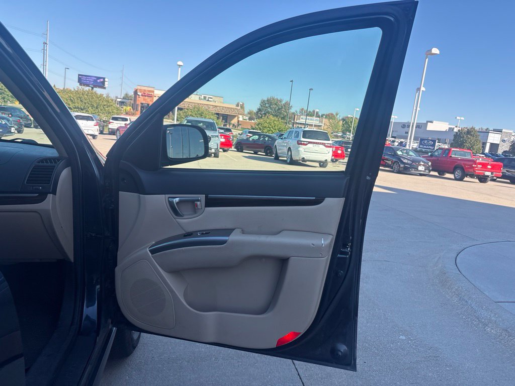 Used 2012 Hyundai Santa Fe GLS FWD image 20