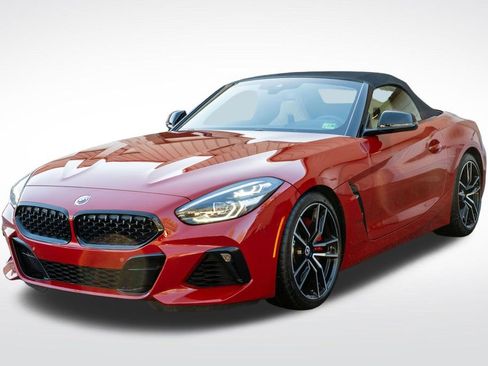 Used 2022 BMW Z4 M40i w/ Premium Package image 33