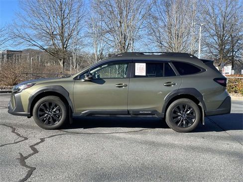 Used 2024 Subaru Outback Onyx Edition image 2