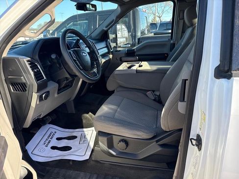 Used 2018 Ford F250 XLT image 5