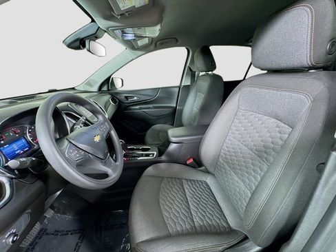 Used 2021 Chevrolet Equinox LT image 17