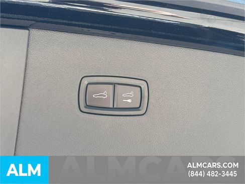 Used 2022 Porsche Cayenne S image 23