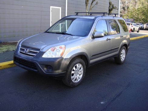 Used 2005 Honda CR-V EX image 2
