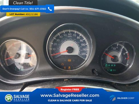 Used 2011 Chrysler 200 Touring image 12