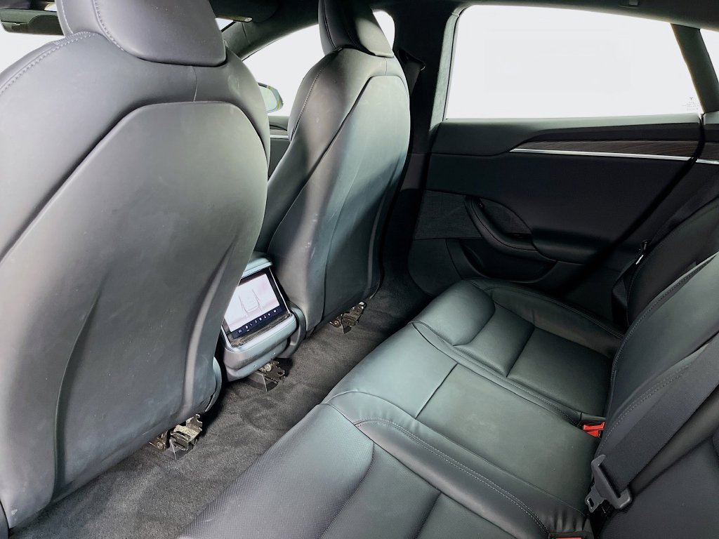 Used 2022 Tesla Model S AWD/4WD image 28