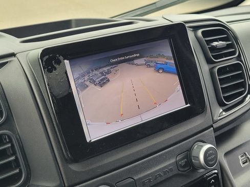 Used 2025 RAM ProMaster 2500 w/ Convenience Group FWD image 21