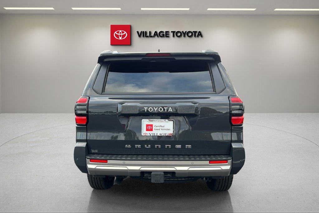 Used 2025 Toyota 4Runner Limited RWD image 4