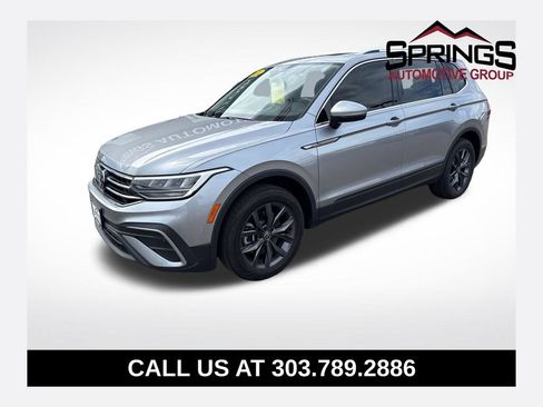 Used 2024 Volkswagen Tiguan SE w/ Panoramic Sunroof Package AWD/4WD image 1