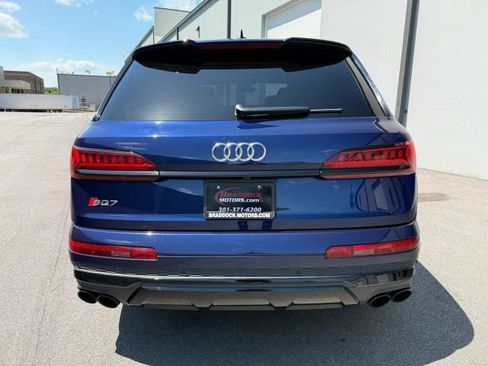 Used 2023 Audi SQ7 Prestige AWD/4WD image 6