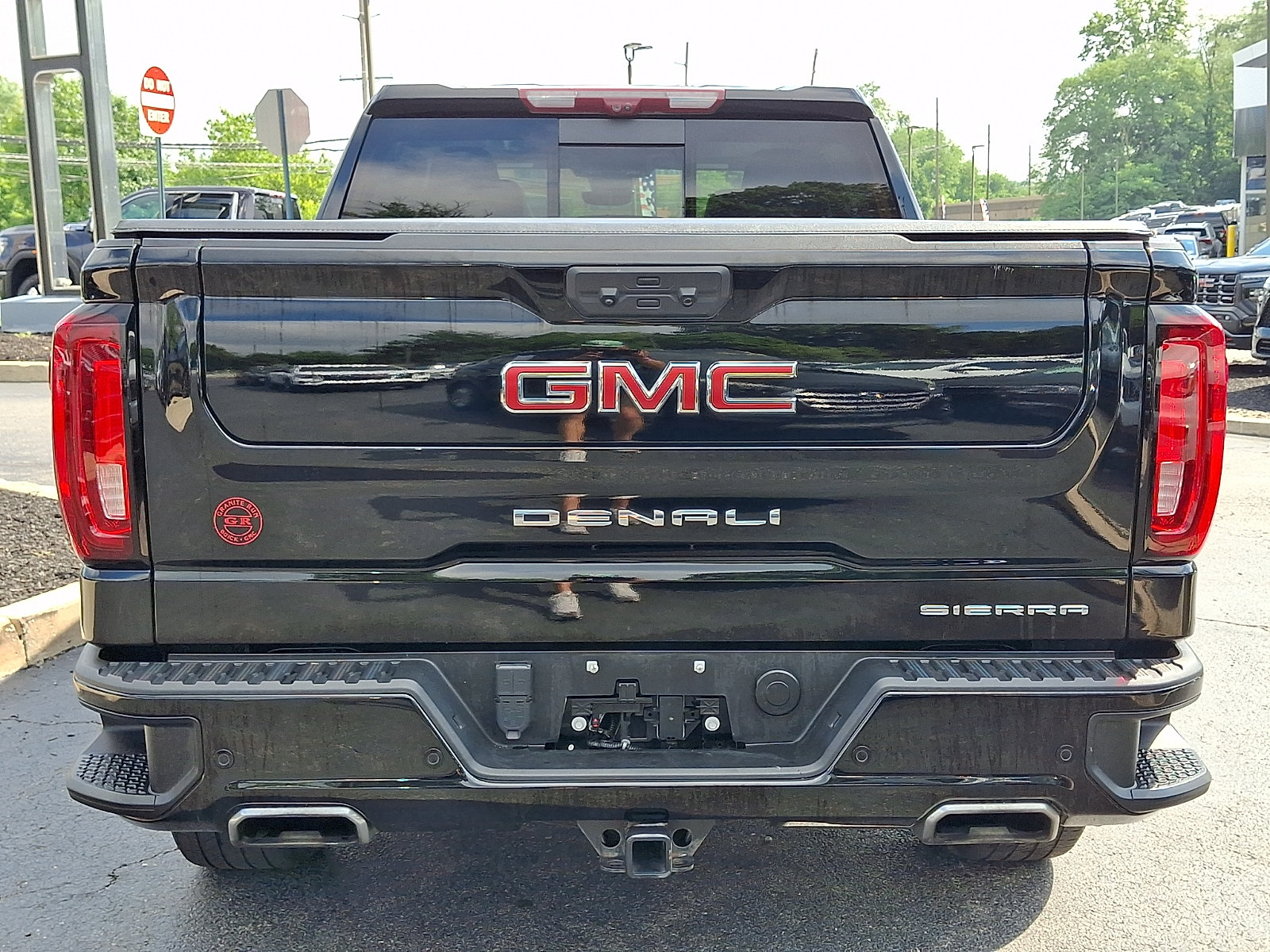 Used 2024 GMC Sierra 1500 Denali w/ Denali Reserve Package AWD/4WD image 5
