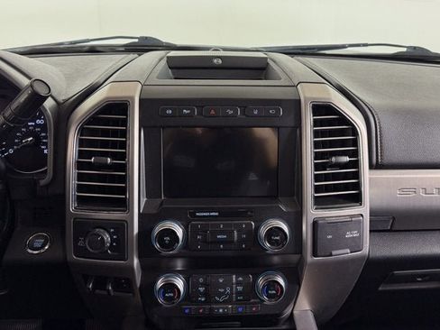 Used 2019 Ford F250 Platinum w/ Platinum Ultimate Package AWD/4WD image 11
