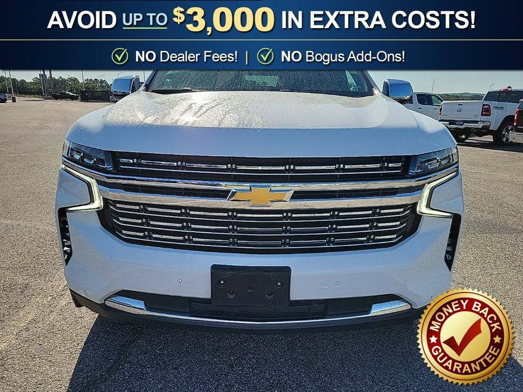 Used 2024 Chevrolet Suburban Premier AWD/4WD image 2
