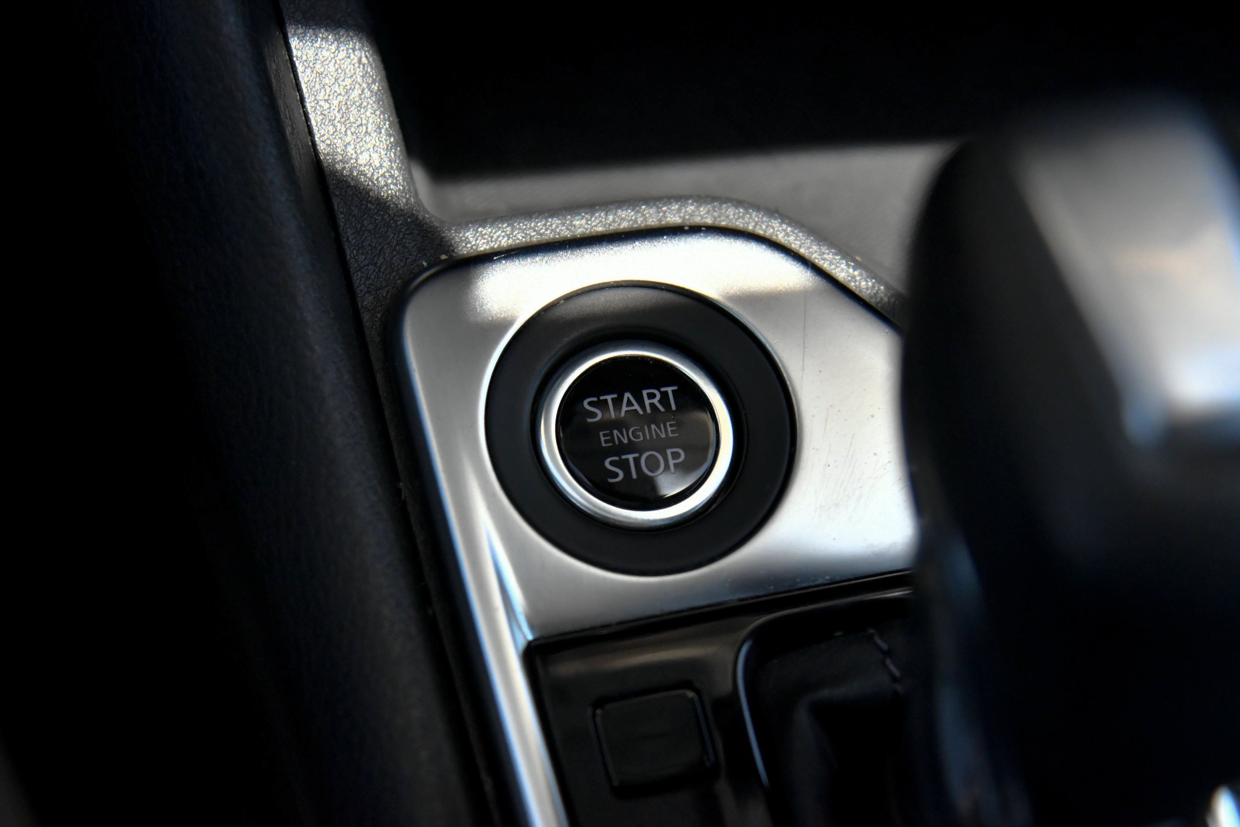 Used 2024 Nissan Sentra SV FWD image 24