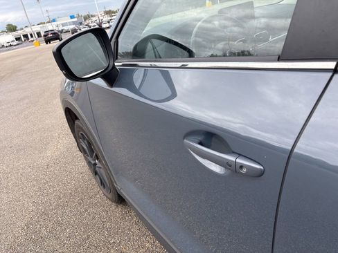 Used 2024 MAZDA CX-5 Carbon Edition image 11