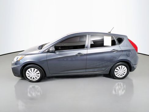 Used 2012 Hyundai Accent GS image 9